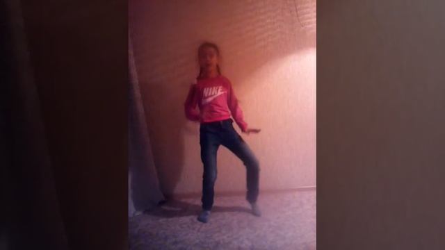 Самый крутой танец под эту песню смотреть онлайн
