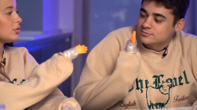 ТЕ САМЫЕ МАЛЕНЬКИЕ РУЧКИ ЧЕЛЛЕНДЖ смотреть онлайн