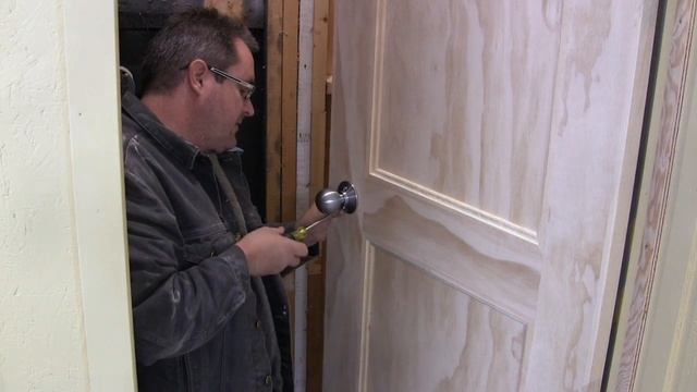 How To Install A Door Lock смотреть онлайн