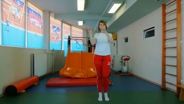 Танцевальная разминка с Марией Юрьевной смотреть онлайн