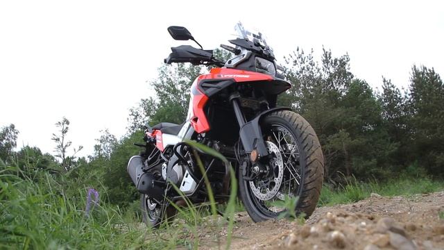 Test: Suzuki V Strom 1050 - Verdens letteste adventurebike? смотреть онлайн