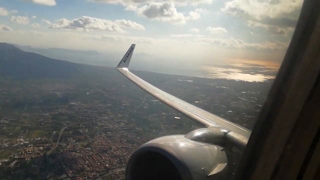 Вулкан Везувий над сияющим морем. Красотка! смотреть онлайн