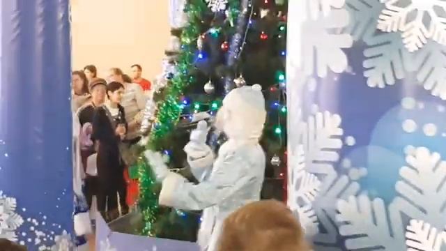 ВЕСЁЛЫЙ,НОВОГОДНИЙ УТРЕННИК! Встреча 2020! смотреть онлайн