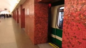 Станция метро "МАЯКОВСКАЯ", ПЕТЕРБУРГ