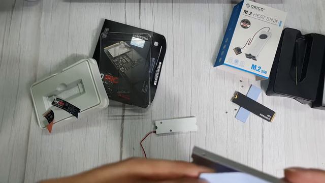 Samsung 980 Pro M.2 And Orico M.2 Heatsink Unboxing