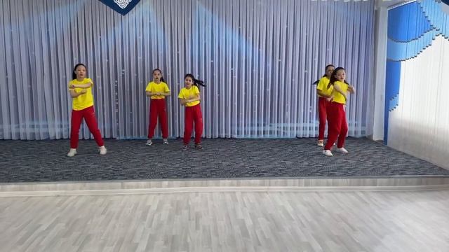 Современный танец "хулиганить" смотреть онлайн