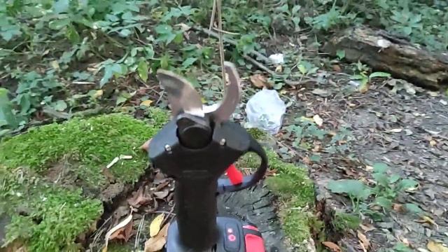 Секатор аккумуляторный, бесколлекторный, 18-21V, в наборе... смотреть онлайн