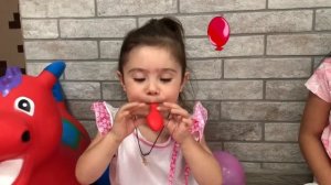 Надуваем воздушные шары/Видео для детей