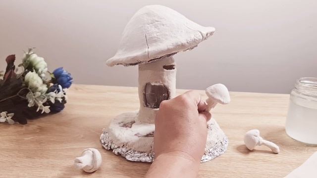DIY Mushroom Fairy House Money Box Using Plastic Bottle, Cardboard, And Air Dry Clay