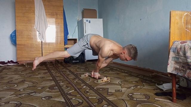 Прогресс в статике 2 ОТЖИМАНИЯ В ФУЛ ГАРИЗОНТЕ( НЕ ЧИСТЫХ) смотреть онлайн