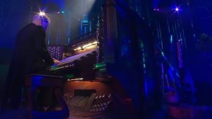 Epic Halloween Organ Solo | Toccata in D Minor | Richard Elliott