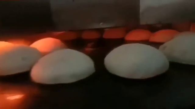 Sierra Volare Rotary Deck Gas Pizza Oven，izza Oven, Natural Gas, Rotating 38.6" Dia. Ceramic Decks смотреть онлайн