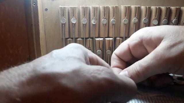 Сломалась пружина и нет мастерской, есть выход! Применяем суррогат! Ремонт гармони. смотреть онлайн