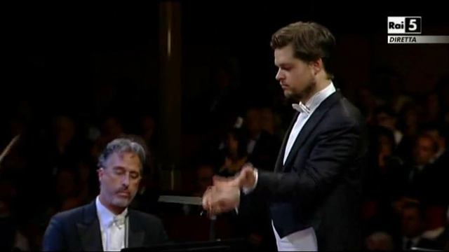 Andrea Corsi Bassoon - I.Stravinsky - Solo Fagotto da Sacre du Printemps - OSN RAI J.Valcuha смотреть онлайн
