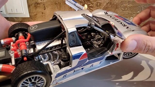 Mercedes CLK GTR 1:18 Maisto Обзор гоночный и дорожной версии.