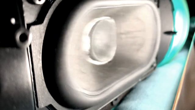 JBL CHARGE 4 TL TEAL WOOFER EXCURSION!!! LOW FREQUENCY MODE!!! смотреть онлайн