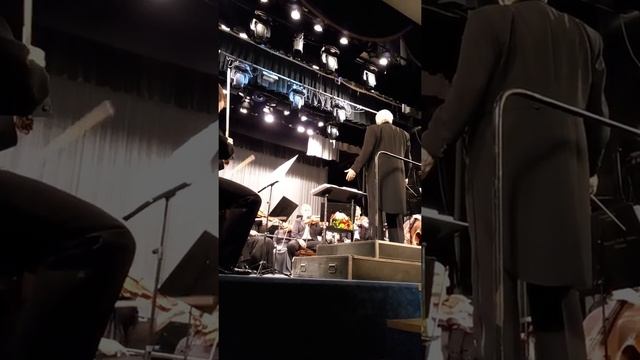 Юрий Симонов и Академический оркестр Московской филармонии смотреть онлайн