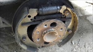 ЗАМЕНА ЗАДНЕГО ТОРМОЗНОГО ЦИЛИНДРА БЕЗ СНЯТИЯ КОЛОДОК. ВАЗ классика.