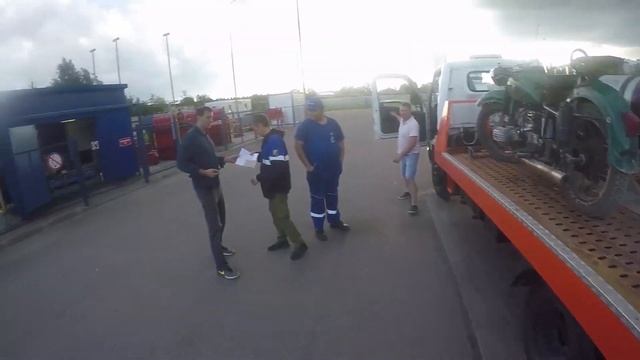 Заправка мотоцикла Днепр метаном смотреть онлайн