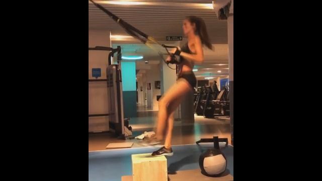 Тренировки Изабель Гулар — супермодель ангел Victoria’s Secret спорт мотивация смотреть онлайн