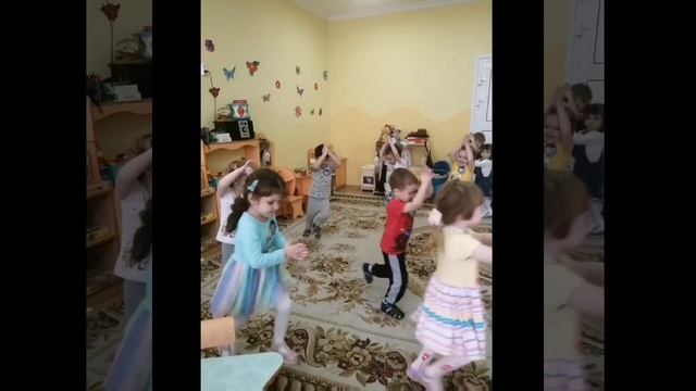 День космонавтики во 2 младшей группе. смотреть онлайн