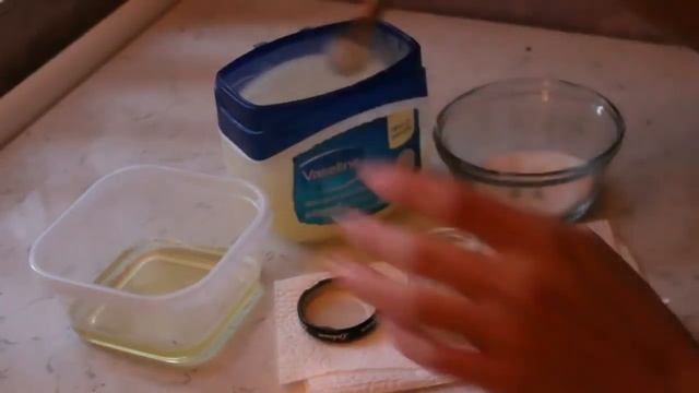 DIY Sweet & Natural Lip Scrub