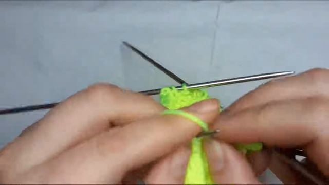 носки с узором косичка спицами/носочки легко и просто