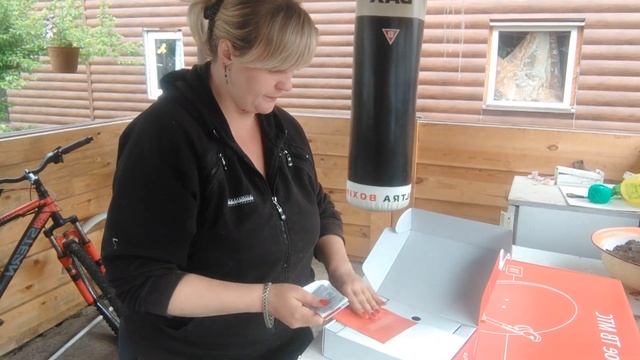 Обзор. Комплект спутникового телевидения МТС, Wi-Fi Keenetic 4G. смотреть онлайн