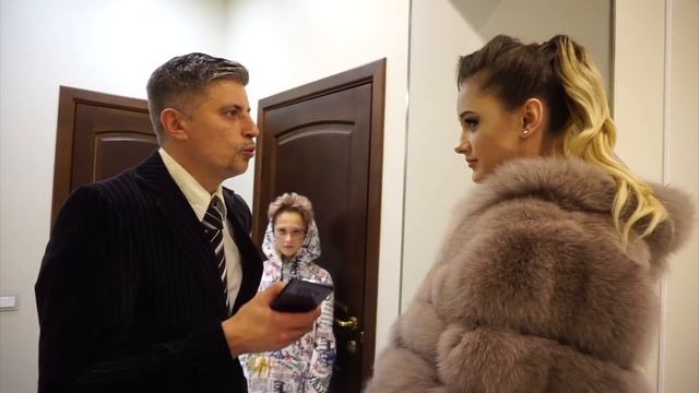 ЛЮБОВНИЦА БОГАТОГО ПРЕЗИДЕНТА ВЕРНУЛАСЬ ДОМОЙ! смотреть онлайн