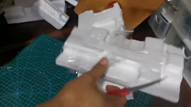 Unboxing Polaroid slr 680 - กล้องที่สุดของสายโพลารอยด์ смотреть онлайн