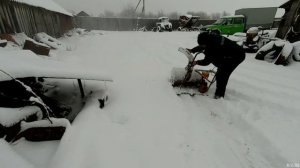 Снегоуборщик своими руками с приводом от бензопилы "Дружба"