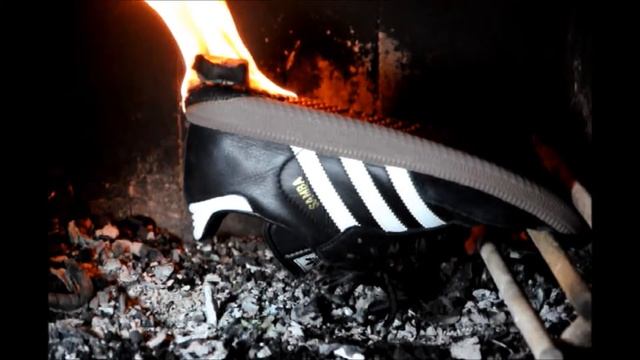 Adidas Samba burning upside down смотреть онлайн