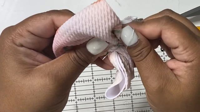How To Make CUSTOM Bullet Fabric Hair Bows смотреть онлайн