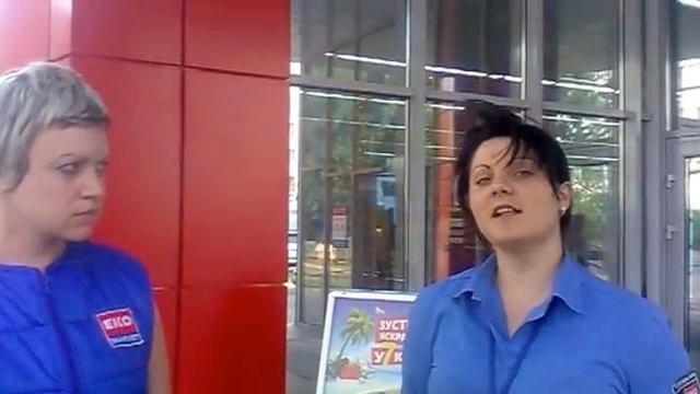 Никогда не платите за разбитую бутылку в супермаркете!!! смотреть онлайн