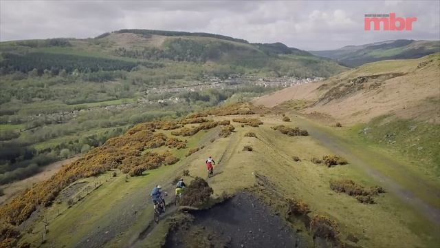 e-Bike Challenge | Commencal, Canyon & Focus | Mountain Bike Rider смотреть онлайн