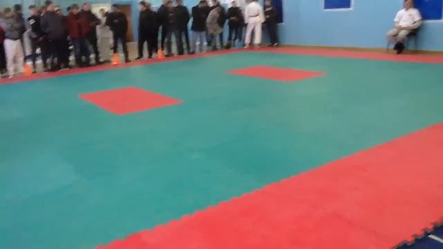Хачикян Эдгар ( синий) ПФО ( за выход в финал) смотреть онлайн