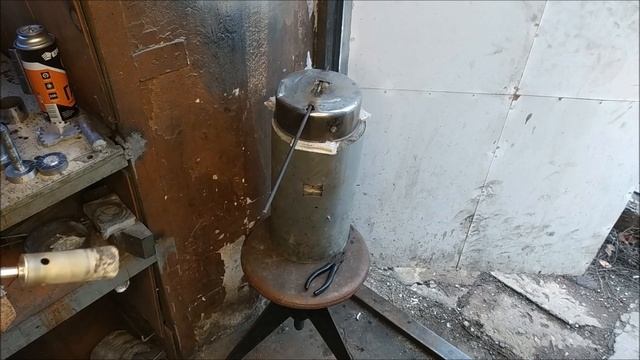 Литье алюминия в алюминиевою банку ))) смотреть онлайн