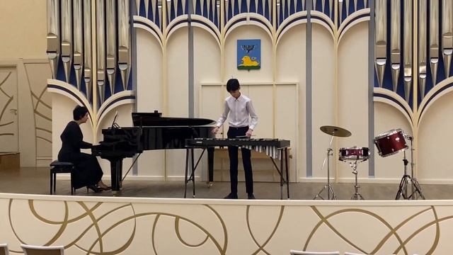 1.А.Хачатурян "В народном стиле" 2.E.Atabuki "Water Drops" смотреть онлайн