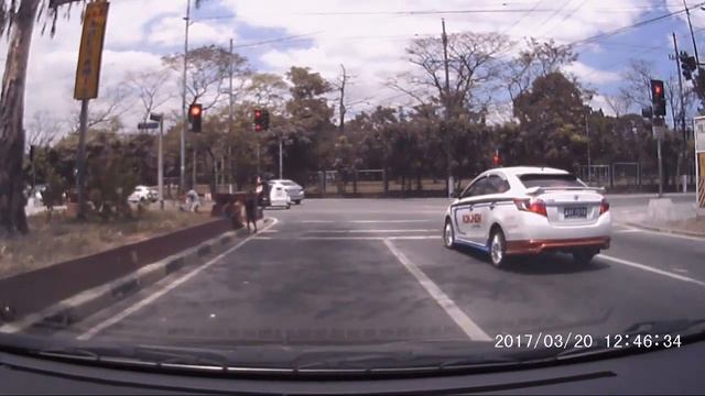 vios beating the red light смотреть онлайн