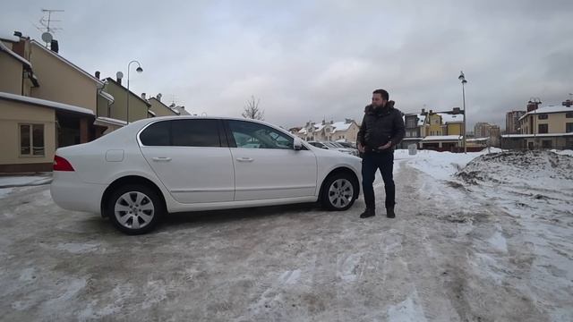 Skoda Superb - E класс до 800000.[ найдем-авто.рф ] Какие эмоции подарит этот автомобиль? смотреть онлайн