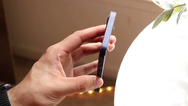 iPhone 12 Mini In LATE 2023! (Review) смотреть онлайн