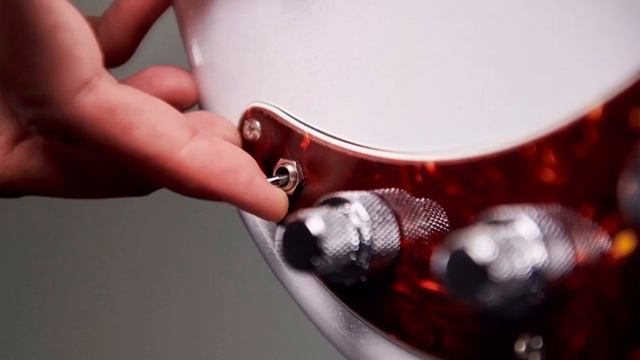 Breaking News: The Fender American Ultra Series смотреть онлайн