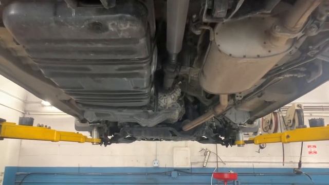 1997 Toyota Granvia 4WD diesel #16477 смотреть онлайн