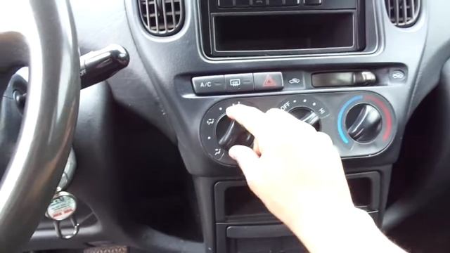 TOYOTA FUNCARGO 2000