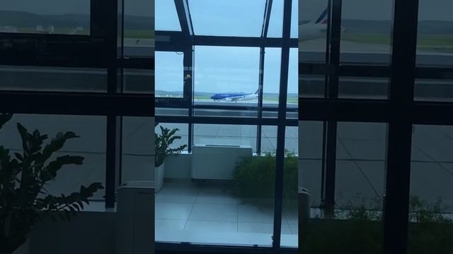 Chisinau Aeroport Itarnational смотреть онлайн