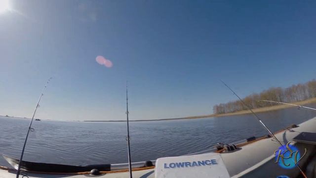 ВОДА КИПИТ ОТ РЫБЫ! ПОПАЛ НА ВЕСЕННИЙ ЖОР ПЛОТВЫ. 2-я Часть смотреть онлайн