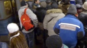 Выхино. Метро. Утро.