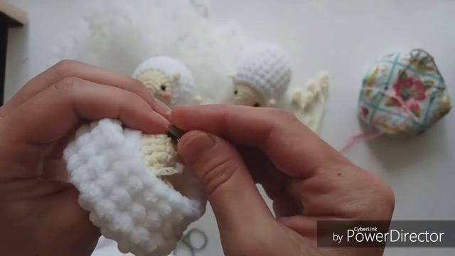 Вязаный барашек из плюшевой пряжи Мастер-класс Вязание крючком Схема Описание смотреть онлайн