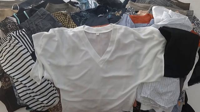 Spring-Summer mix. М+Ж. Крем. Англия. Лот 42 (165 единиц) 40 кг. 9.5 Евро/кг смотреть онлайн