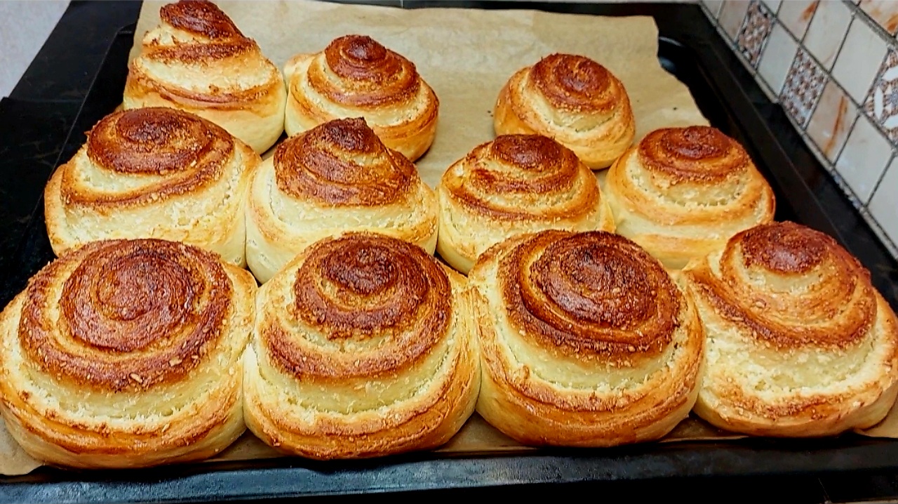 Тают во рту ТЕСТО как облако! Нежнейшие сдобные Булочки с КОКОСОВОЙ НАЧИНКОЙ к ЧАЮ смотреть онлайн